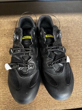 Mavic Cosmic Elite Black Men’s Road Cycling Shoes with BOA Dial and Strap $150